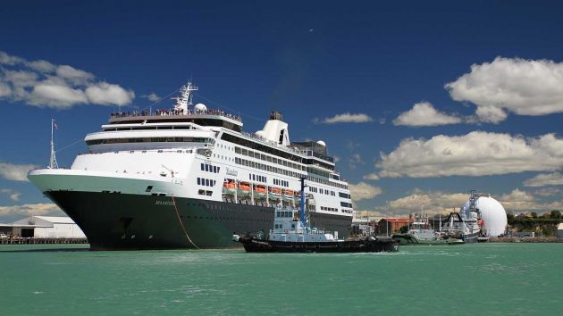 Cruise boat berthed in Timaru
