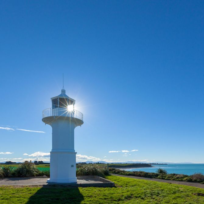 Jacks Point Lighthouse