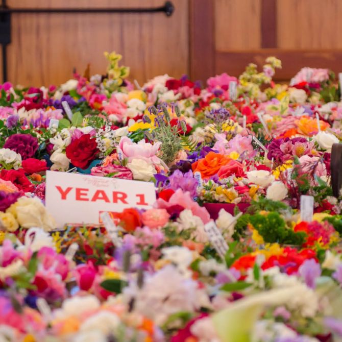 Table full of roses